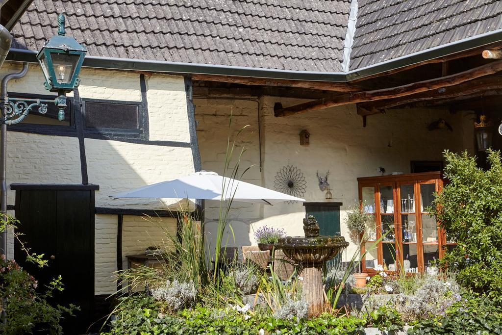Boutique Hotel Bonjour Gronsveld Екстер'єр фото