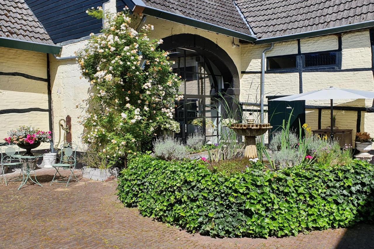 Boutique Hotel Bonjour Gronsveld Екстер'єр фото