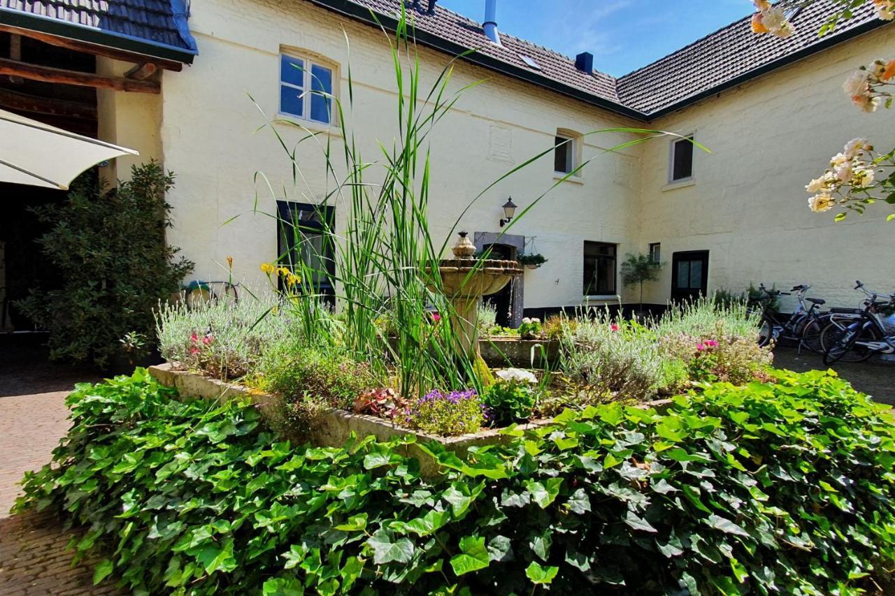 Boutique Hotel Bonjour Gronsveld Екстер'єр фото